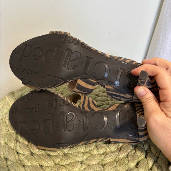 Pedro Garcia West Tan Black Zebra Suede Heel Sandals Size 37.5 - Picture 8 of 9